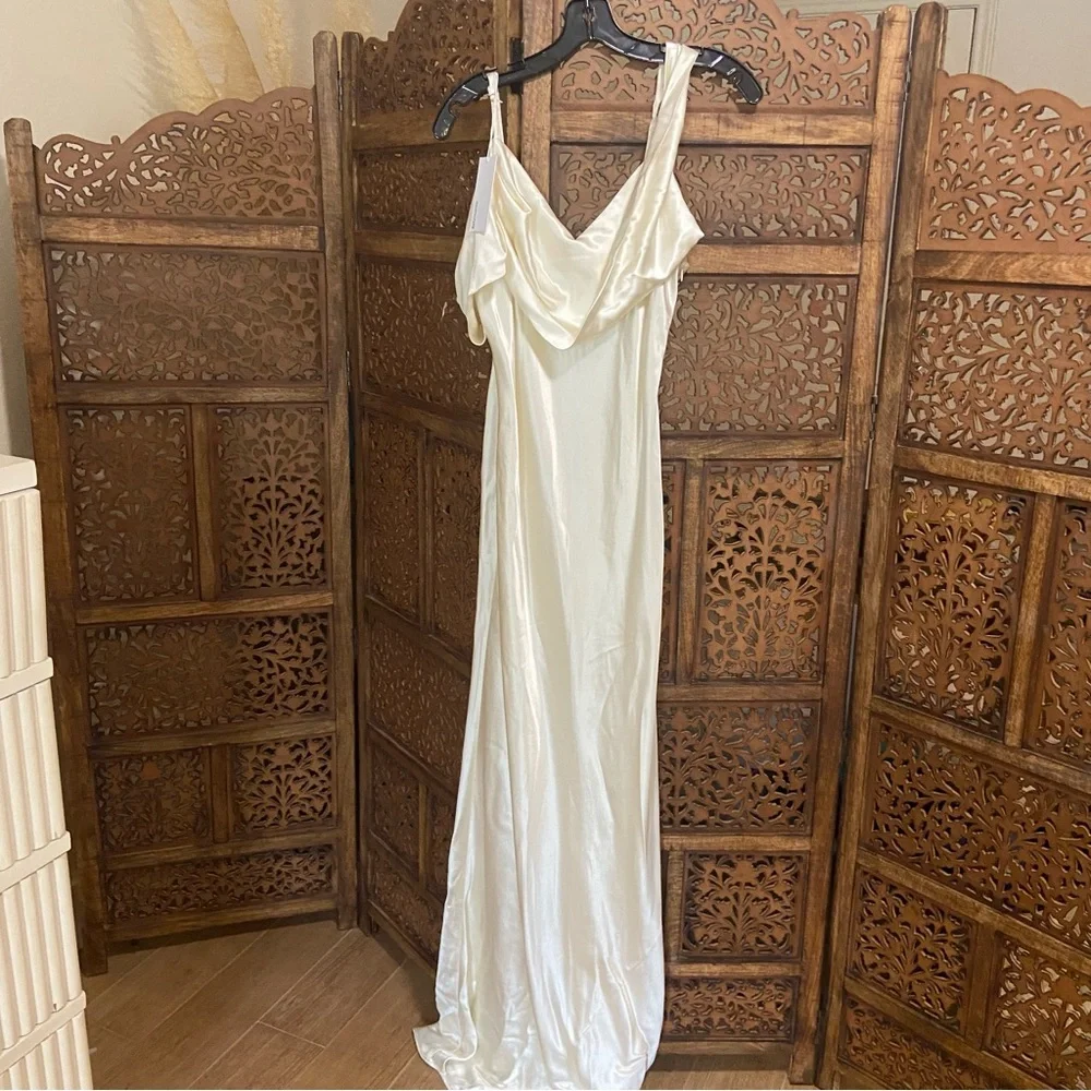 NEW NWT Reformation Ronda silk dress ivory - Picture 3 of 5